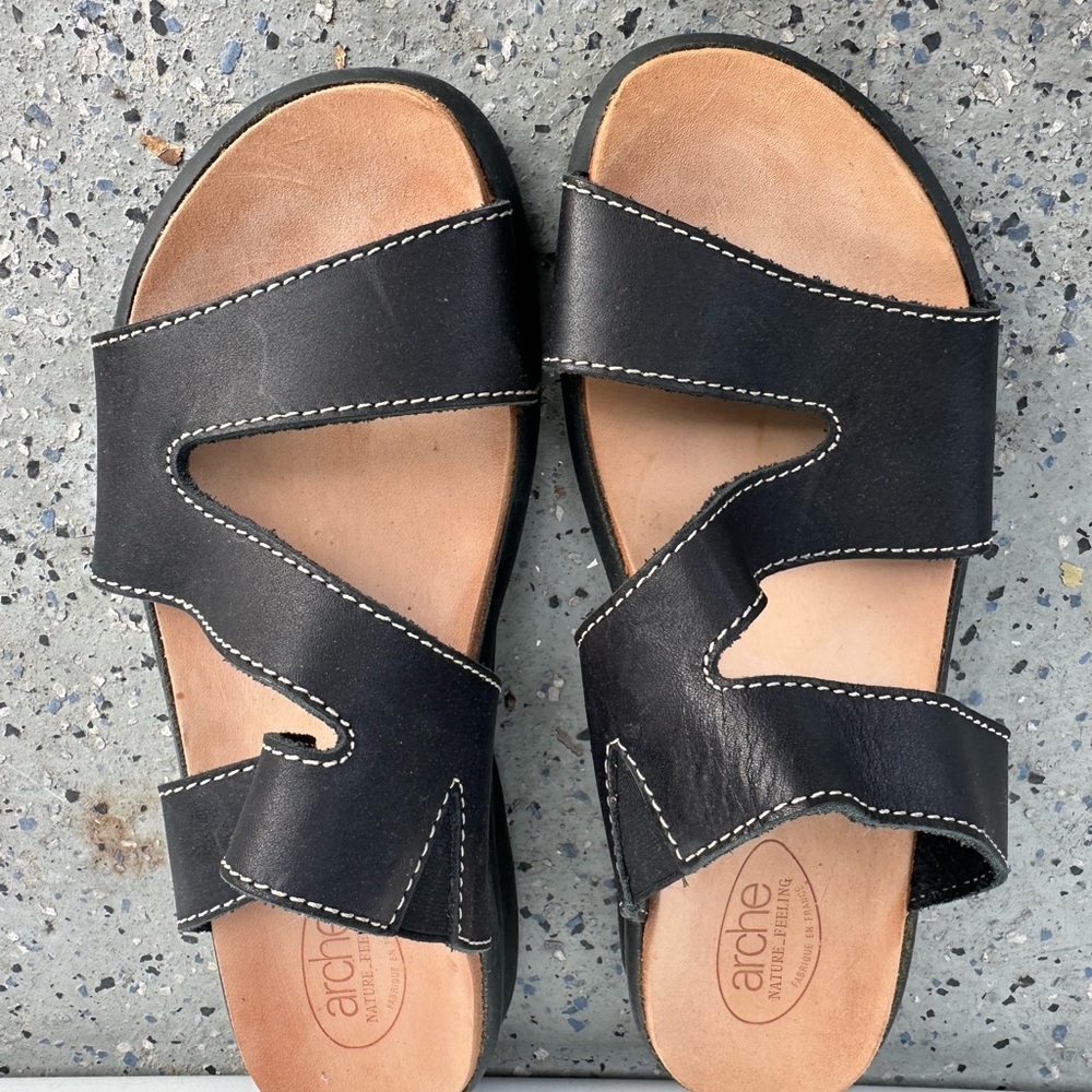 Arche Black Leather Slip-Ons